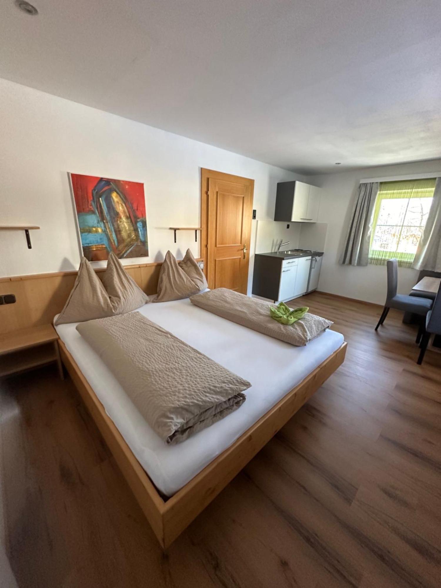 Frühstückspension Alpenrose Bed&Breakfast Iselsberg Exterior foto